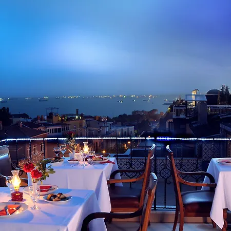 מלון Sarnic Ottoman Mansion 3*
