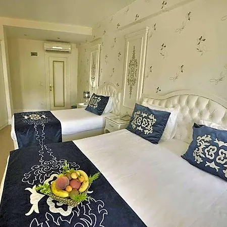 מלון Sarnic Ottoman Mansion 3*
